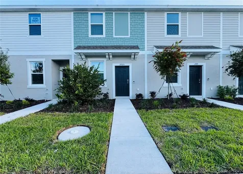 2923 Skyline Loop Kissimmee FL 34758