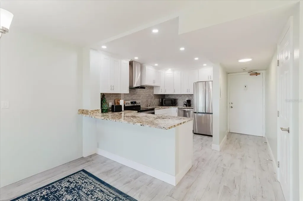 51 Island Way Clearwater Beach FL 33767