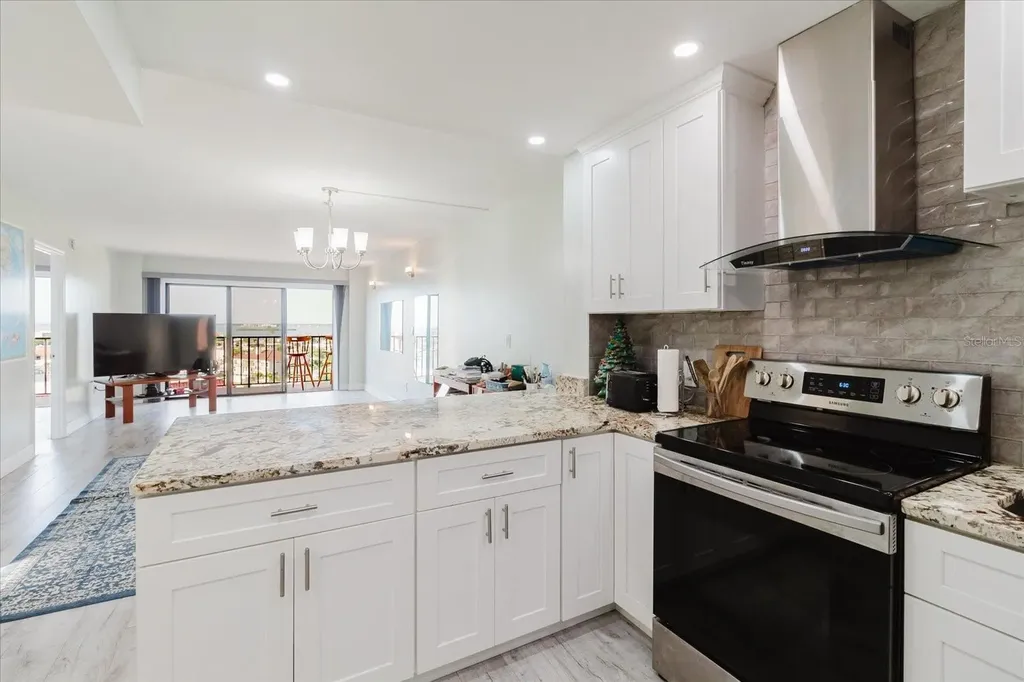 51 Island Way Clearwater Beach FL 33767