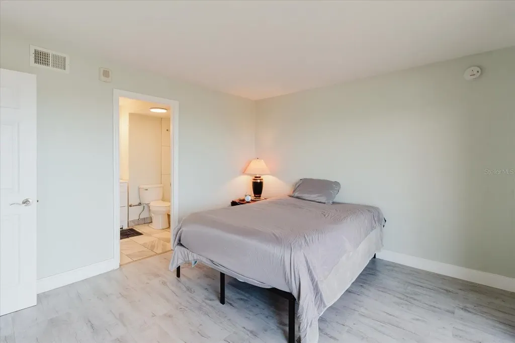 51 Island Way Clearwater Beach FL 33767