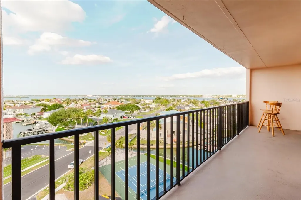 51 Island Way Clearwater Beach FL 33767