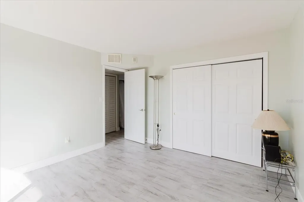 51 Island Way Clearwater Beach FL 33767