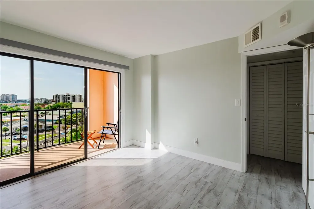 51 Island Way Clearwater Beach FL 33767