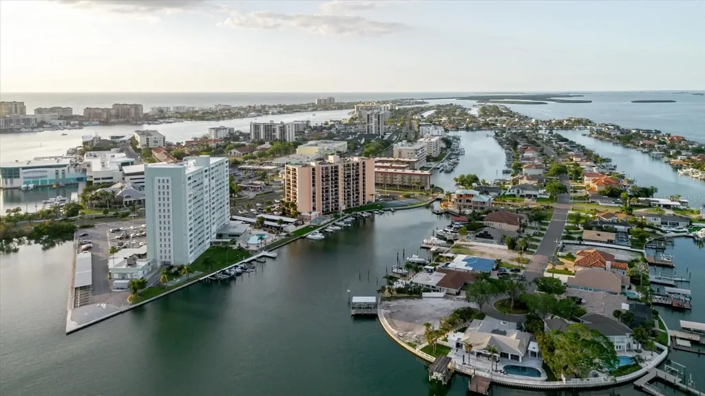 51 Island Way Clearwater Beach FL 33767