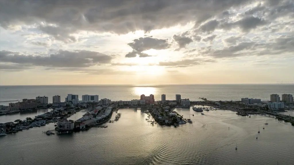 51 Island Way Clearwater Beach FL 33767