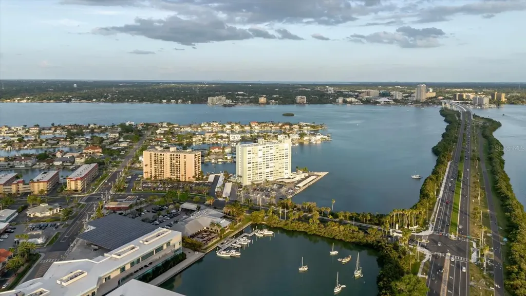 51 Island Way Clearwater Beach FL 33767