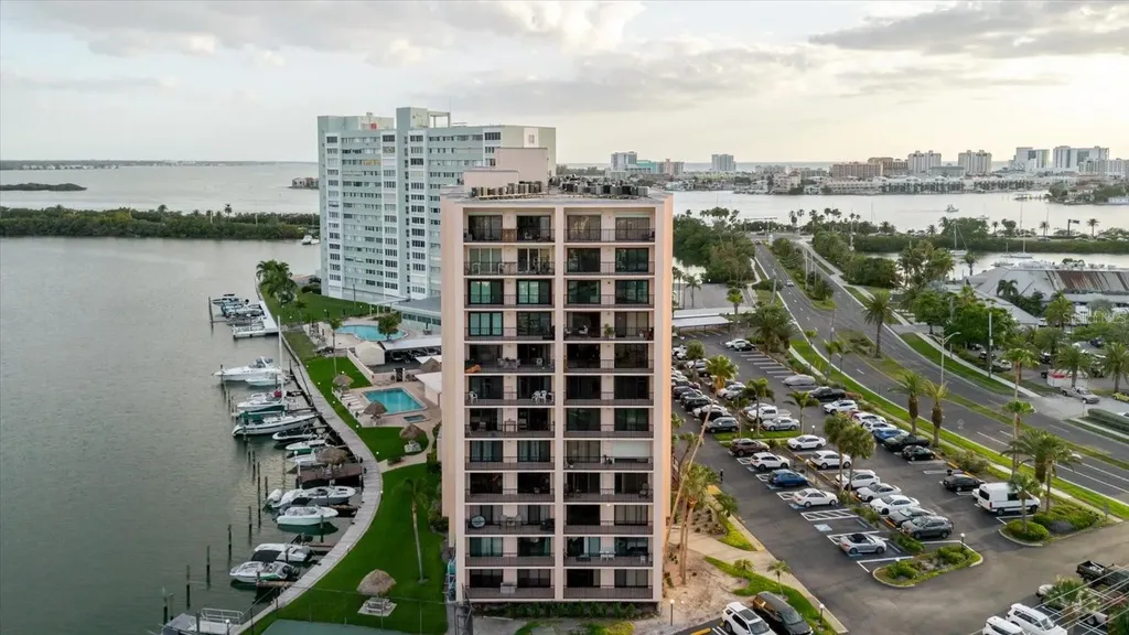 51 Island Way Clearwater Beach FL 33767