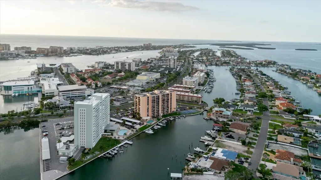 51 Island Way Clearwater Beach FL 33767