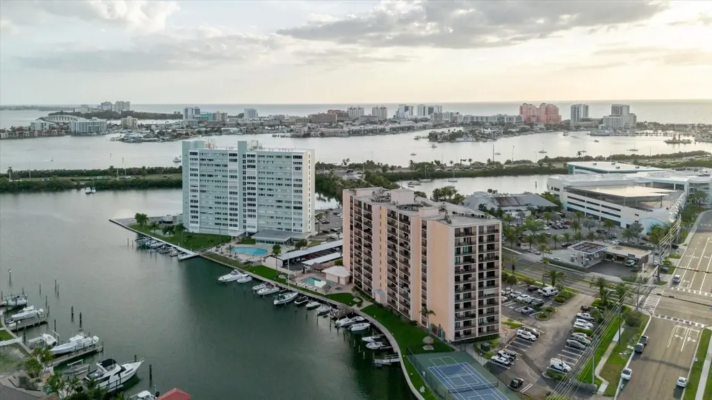 51 Island Way Clearwater Beach FL 33767