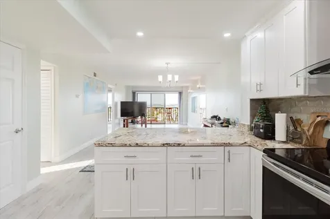 51 Island Way Clearwater Beach FL 33767