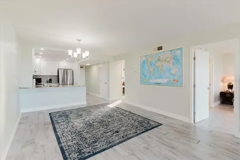 51 Island Way Clearwater Beach FL 33767