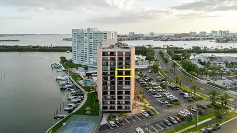51 Island Way Clearwater Beach FL 33767