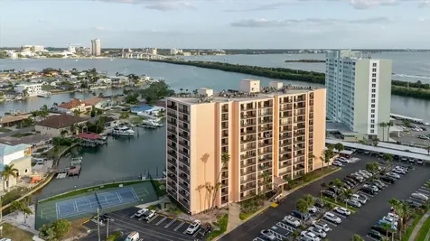 51 Island Way Clearwater Beach FL 33767