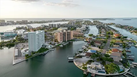 51 Island Way Clearwater Beach FL 33767