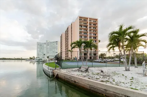 51 Island Way Clearwater Beach FL 33767