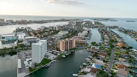 51 Island Way Clearwater Beach FL 33767