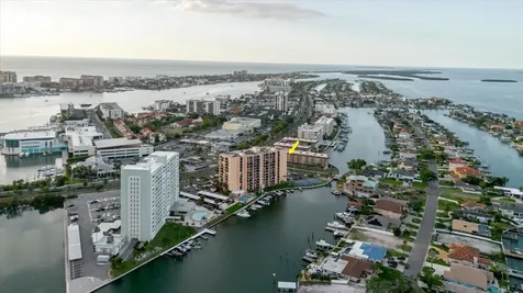 51 Island Way Clearwater Beach FL 33767