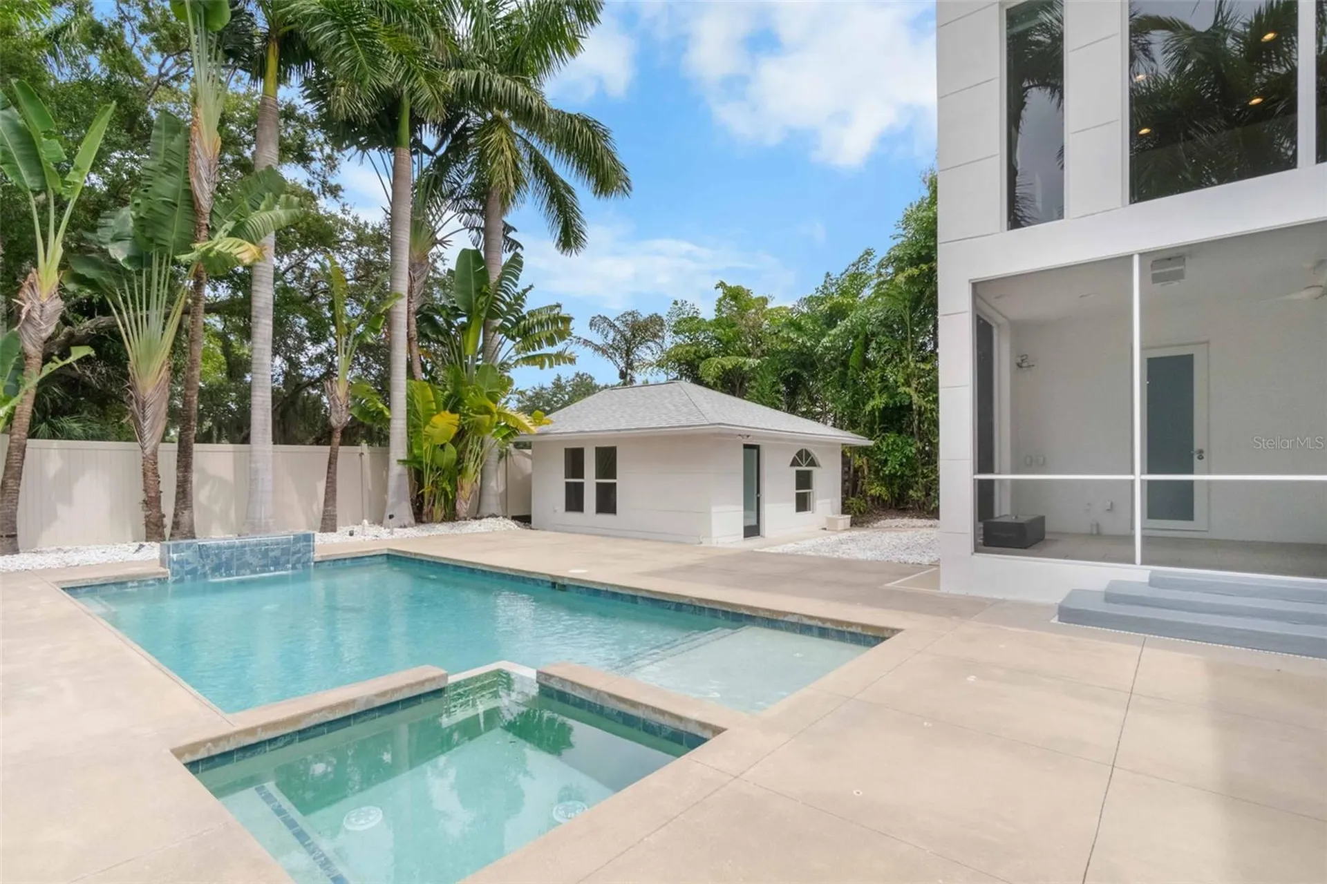 1751 Hawthorne Street Sarasota FL 34239