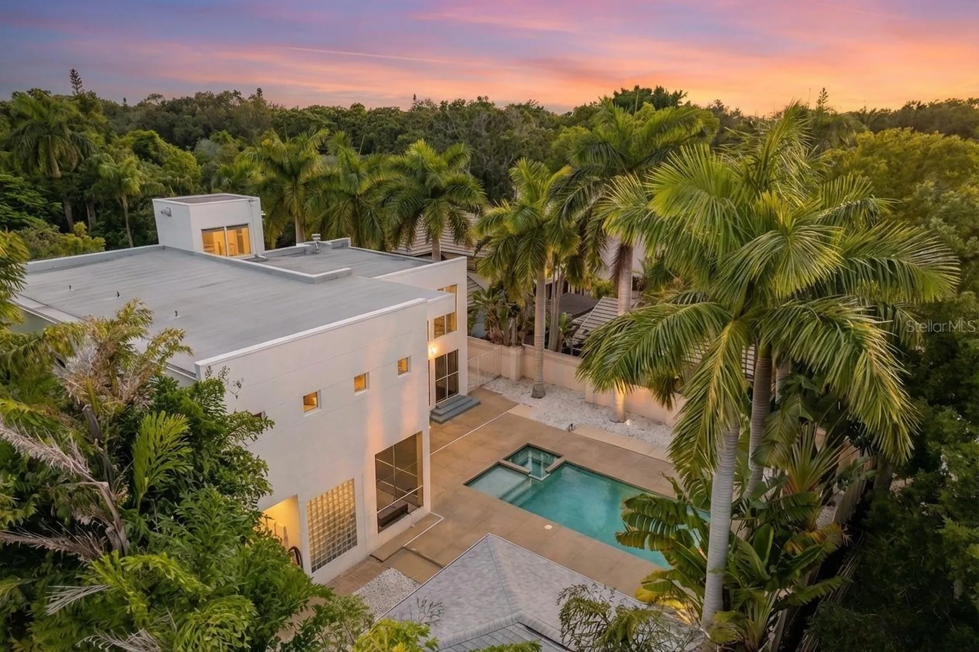 1751 Hawthorne Street Sarasota FL 34239