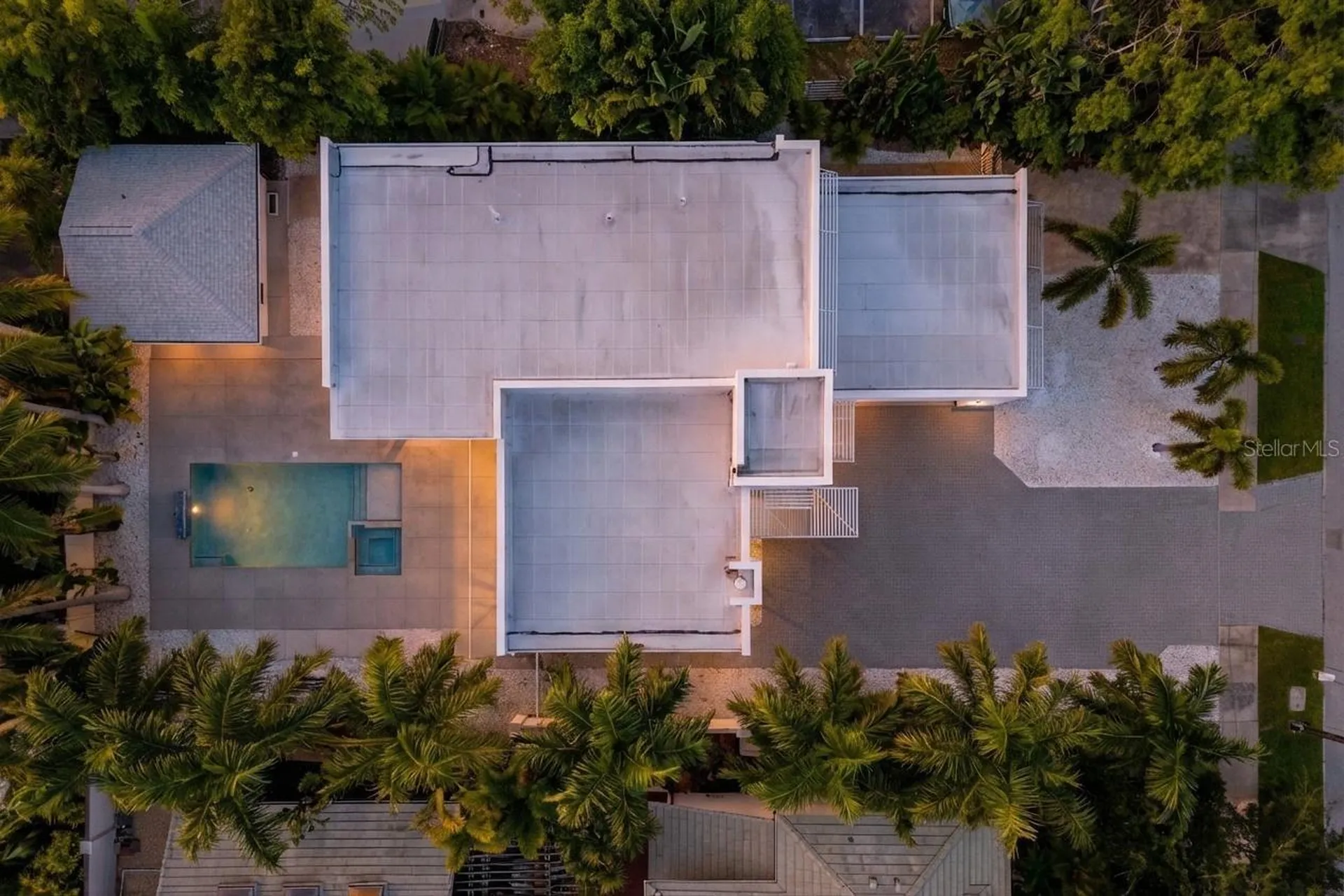 1751 Hawthorne Street Sarasota FL 34239