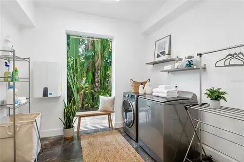 1751 Hawthorne Street Sarasota FL 34239