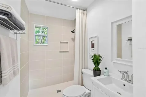 1751 Hawthorne Street Sarasota FL 34239