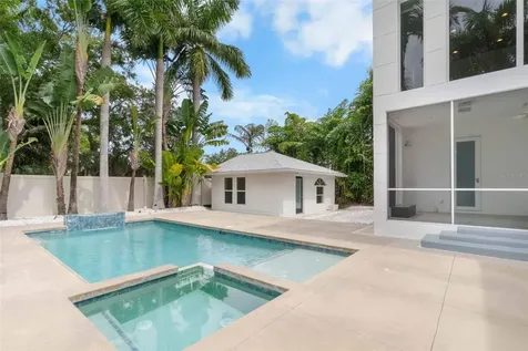 1751 Hawthorne Street Sarasota FL 34239