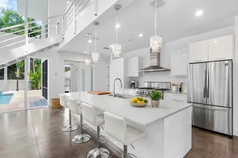 1751 Hawthorne Street Sarasota FL 34239
