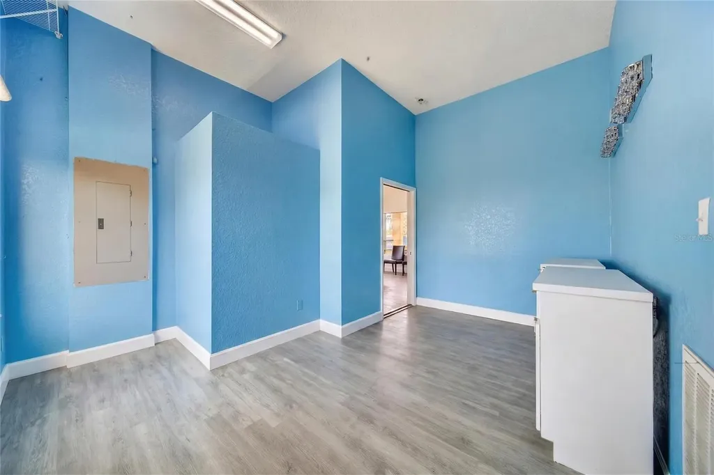 595 9th Street Winter Garden FL 34787