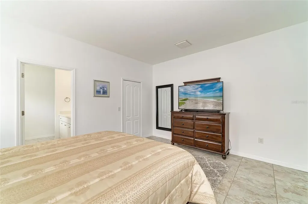 4650 Woodbrook Drive Sarasota FL 34243