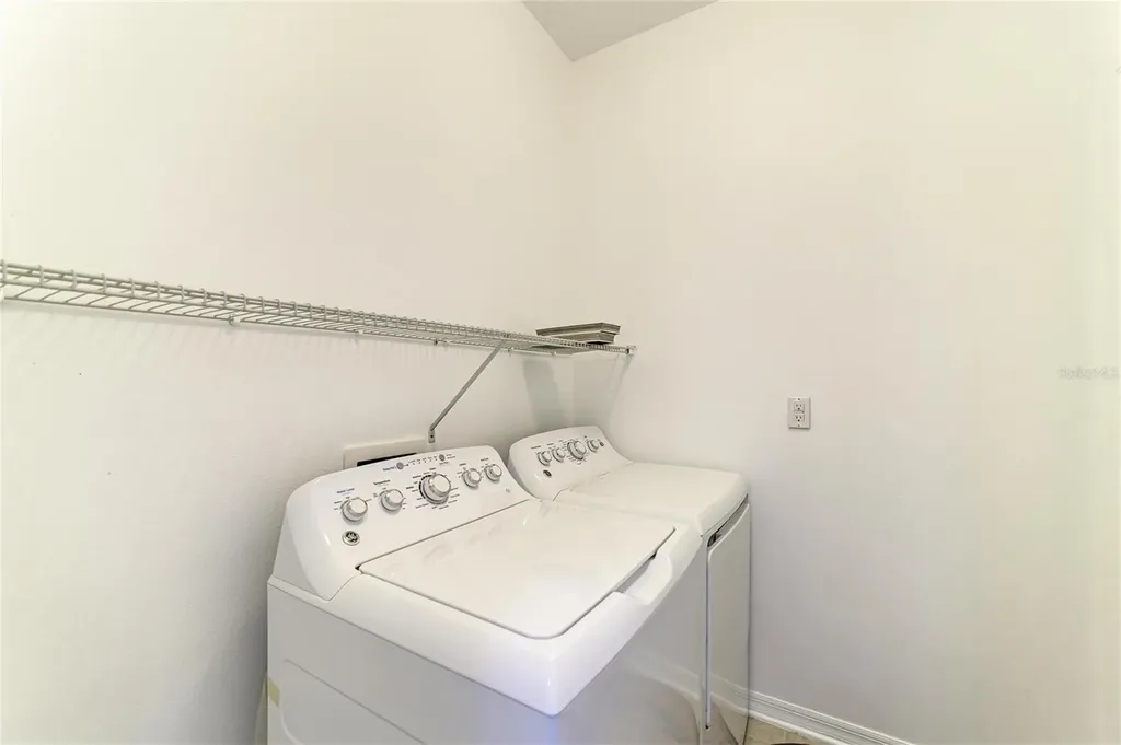 4650 Woodbrook Drive Sarasota FL 34243
