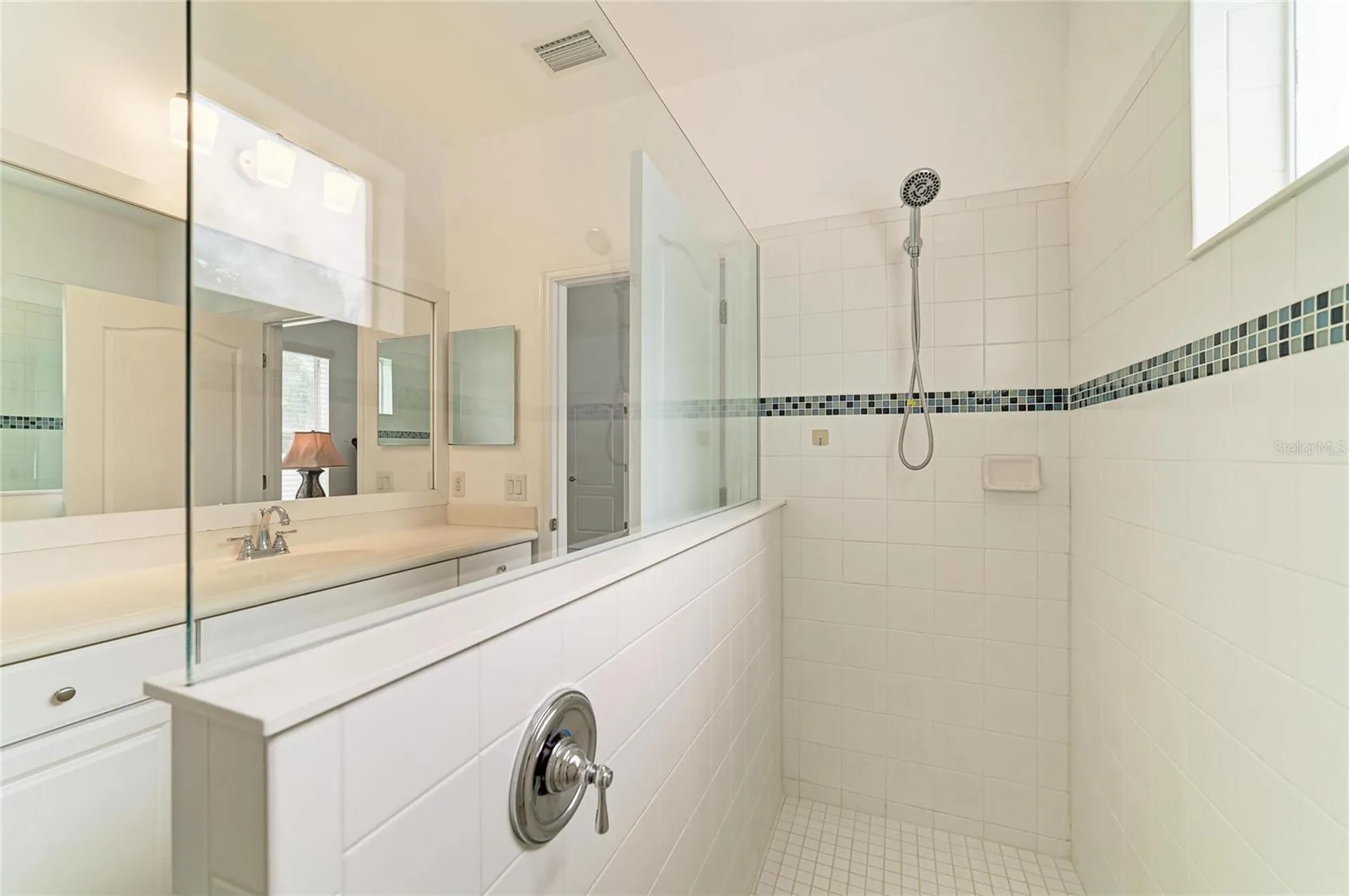 4650 Woodbrook Drive Sarasota FL 34243