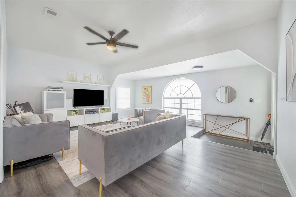 1124 Avenue F Haines City FL 33844