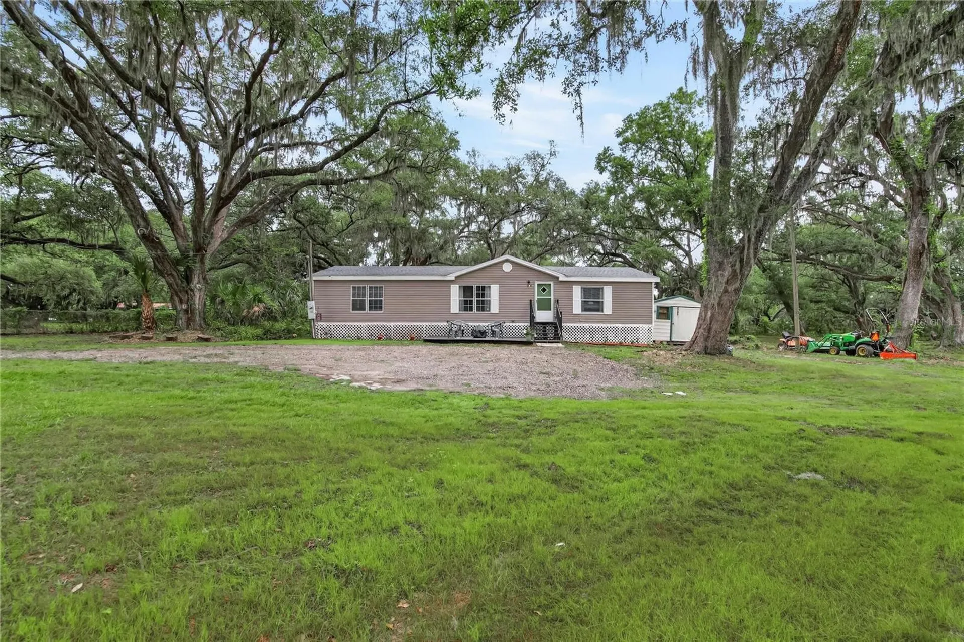 1412 Union Pacific Drive Plant City FL 33566
