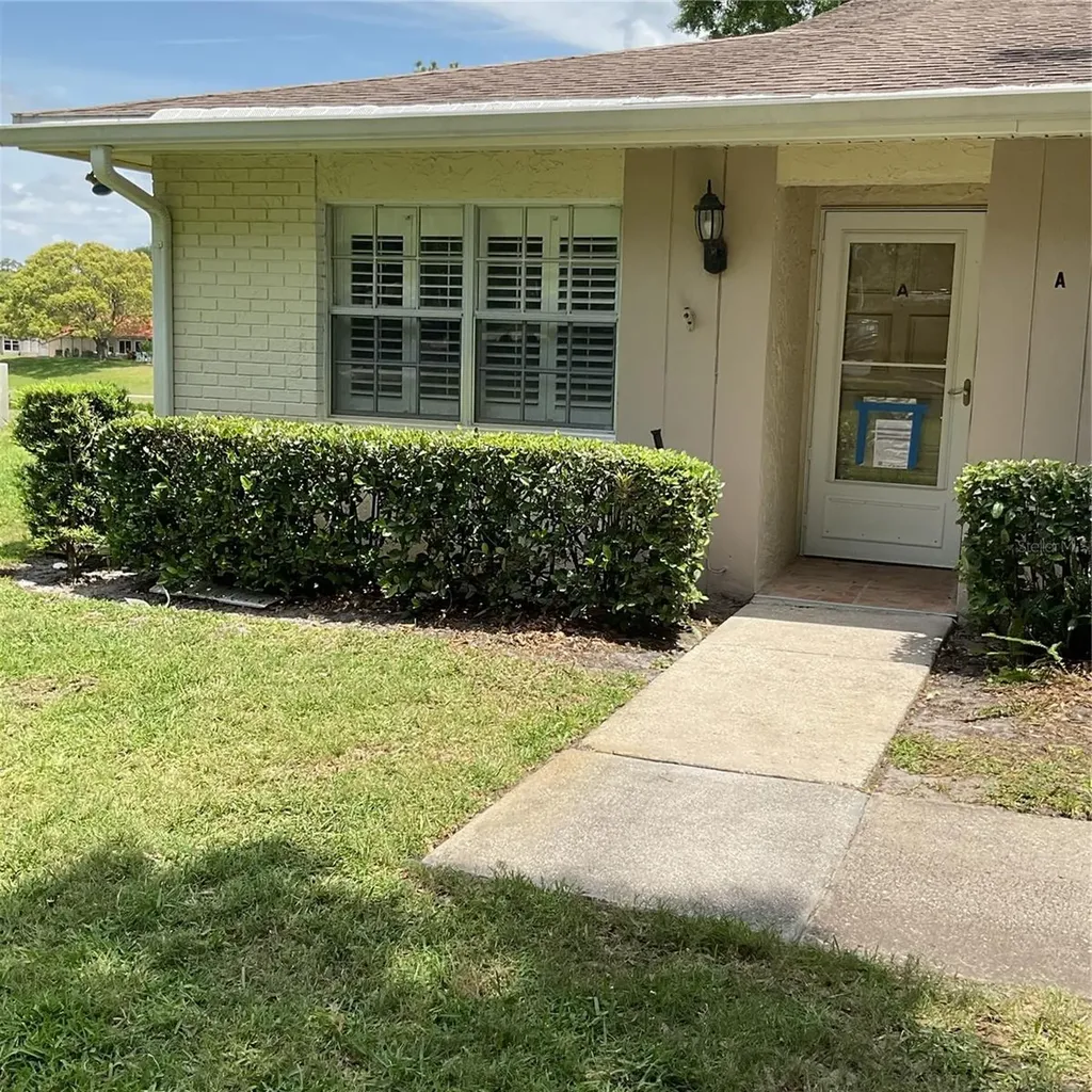 1060 Dunrobin Drive Palm Harbor FL 34684
