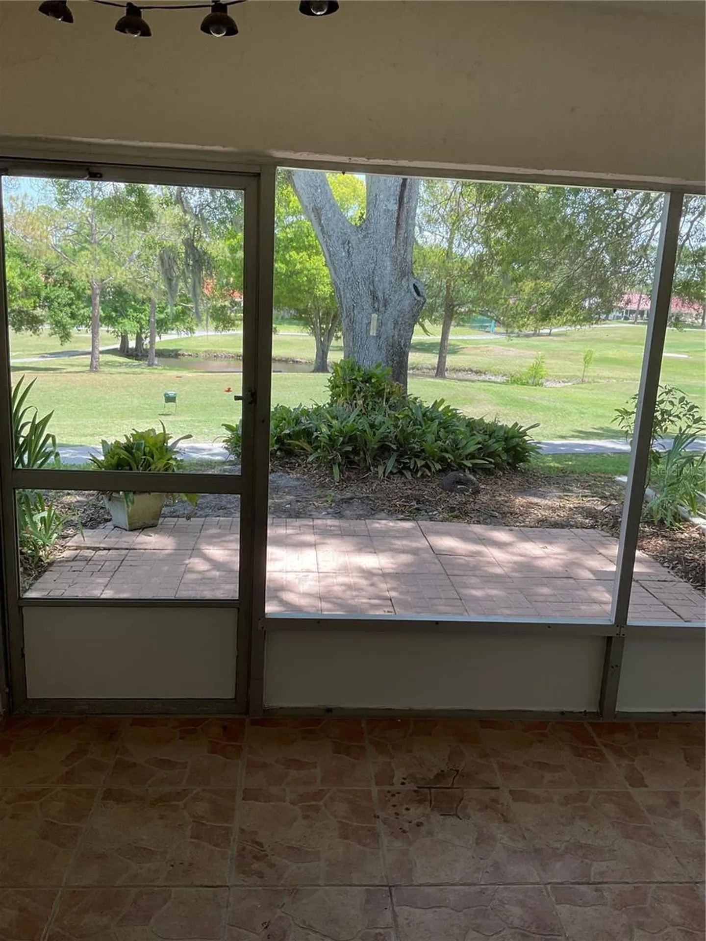 1060 Dunrobin Drive Palm Harbor FL 34684