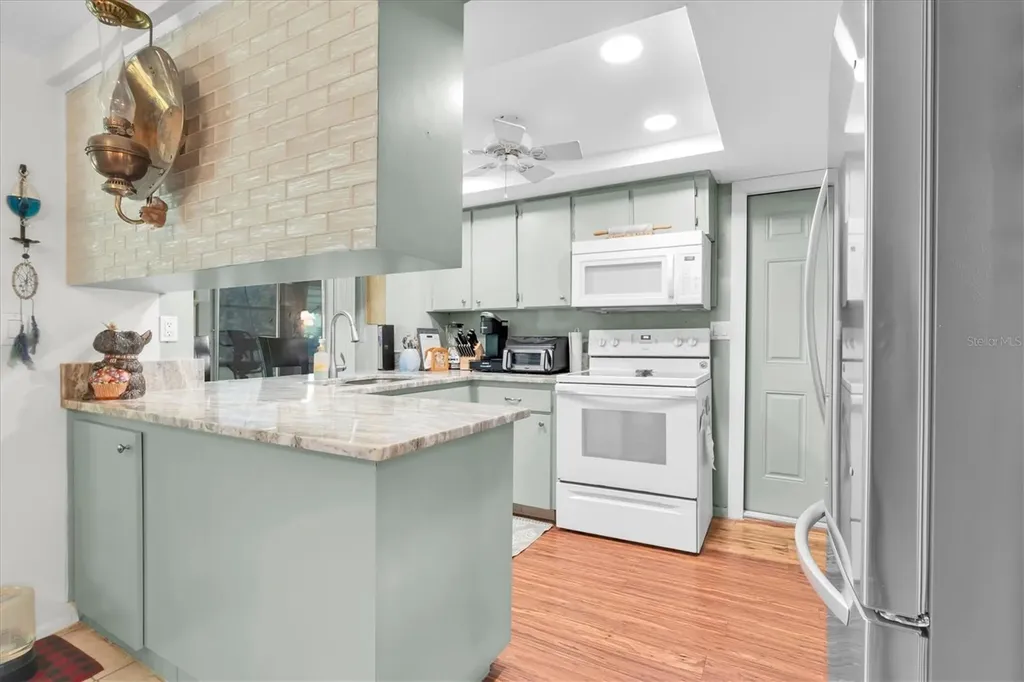 3421 Overland Drive Holiday FL 34691