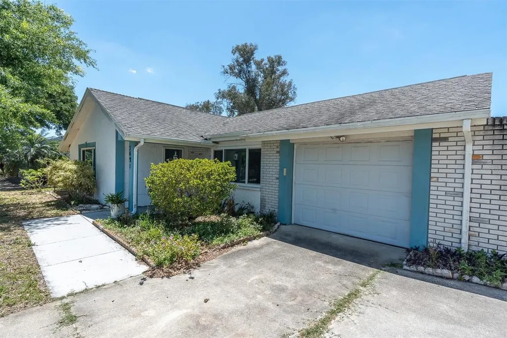 3421 Overland Drive Holiday FL 34691