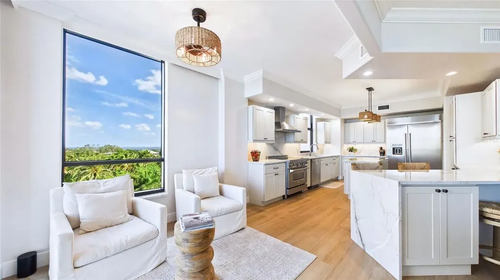 1241 Gulf Of Mexico Drive Longboat Key FL 34228