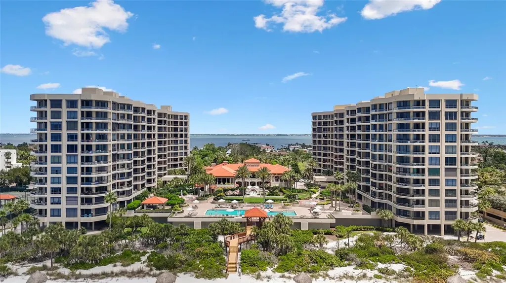 1241 Gulf Of Mexico Drive Longboat Key FL 34228