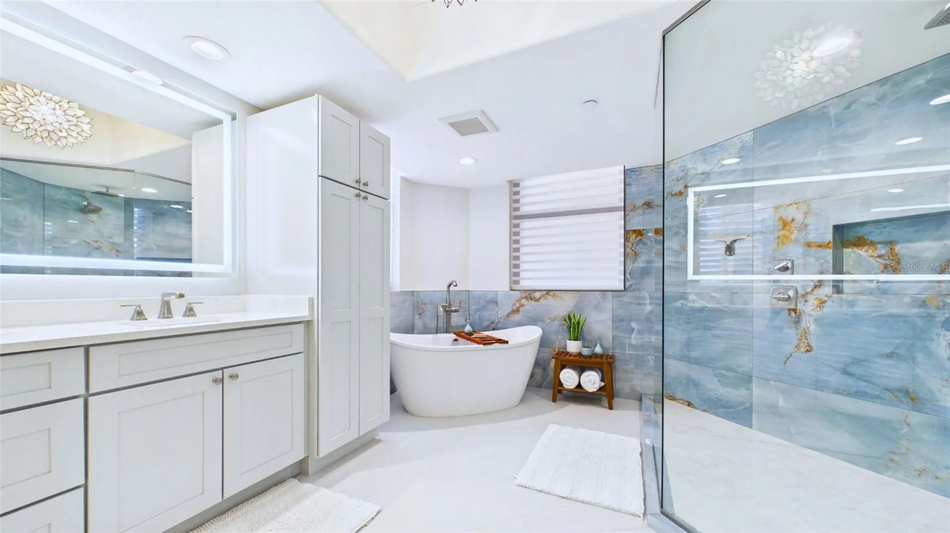1241 Gulf Of Mexico Drive Longboat Key FL 34228