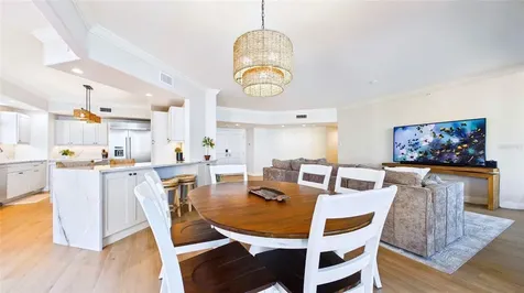 1241 Gulf Of Mexico Drive Longboat Key FL 34228