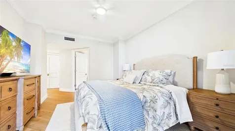 1241 Gulf Of Mexico Drive Longboat Key FL 34228