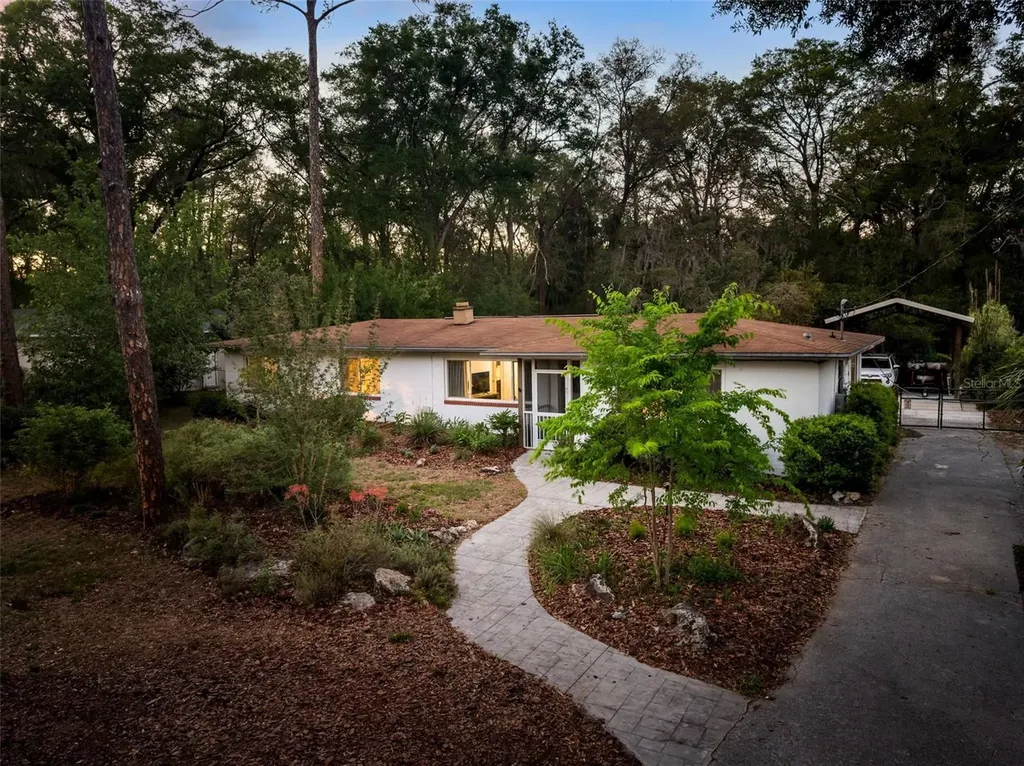 3816 SW 4th Place Gainesville FL 32607
