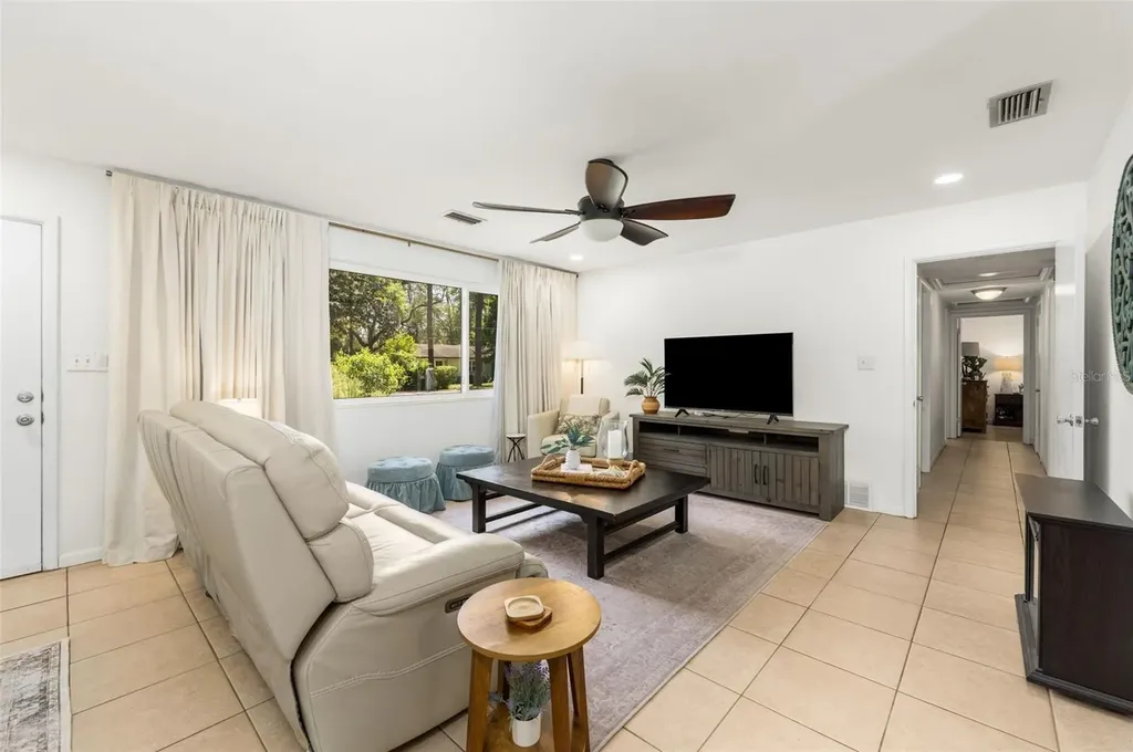 3816 SW 4th Place Gainesville FL 32607