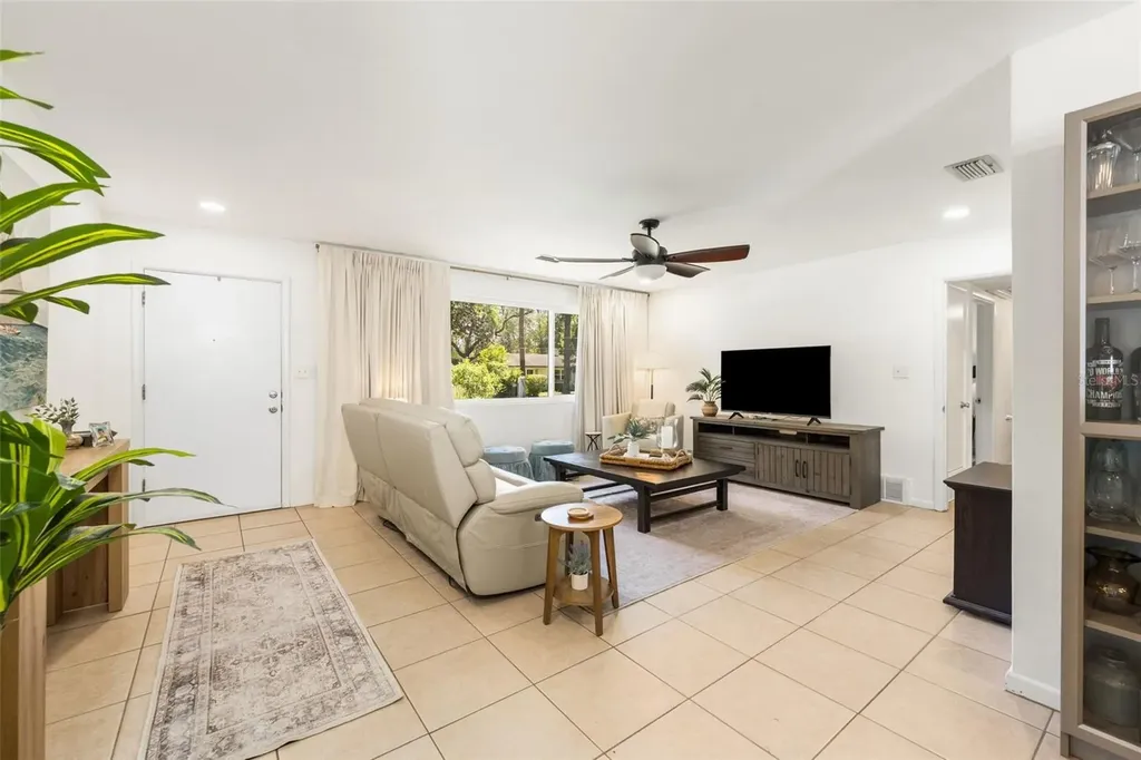 3816 SW 4th Place Gainesville FL 32607