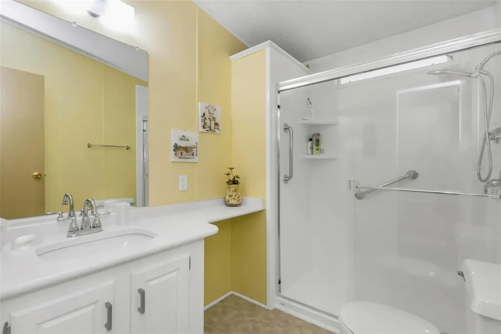 106 Thatch Palm Street W Largo FL 33770