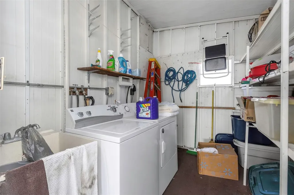 106 Thatch Palm Street W Largo FL 33770