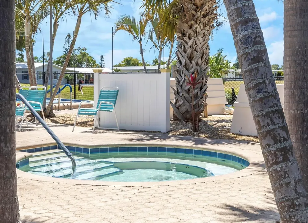 106 Thatch Palm Street W Largo FL 33770