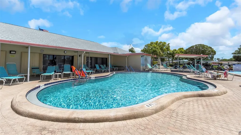 106 Thatch Palm Street W Largo FL 33770